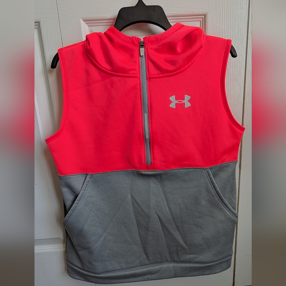 Under Armour Youth Girls' Fleece Vest in the pink and gray colorway. 